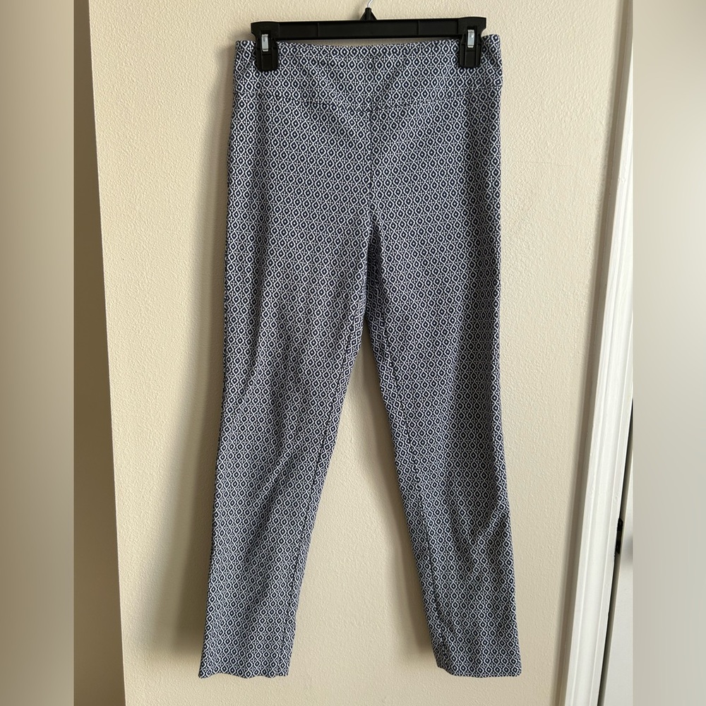 Elliott Lauren Pull-On Ankle Pants with Back Slit detail